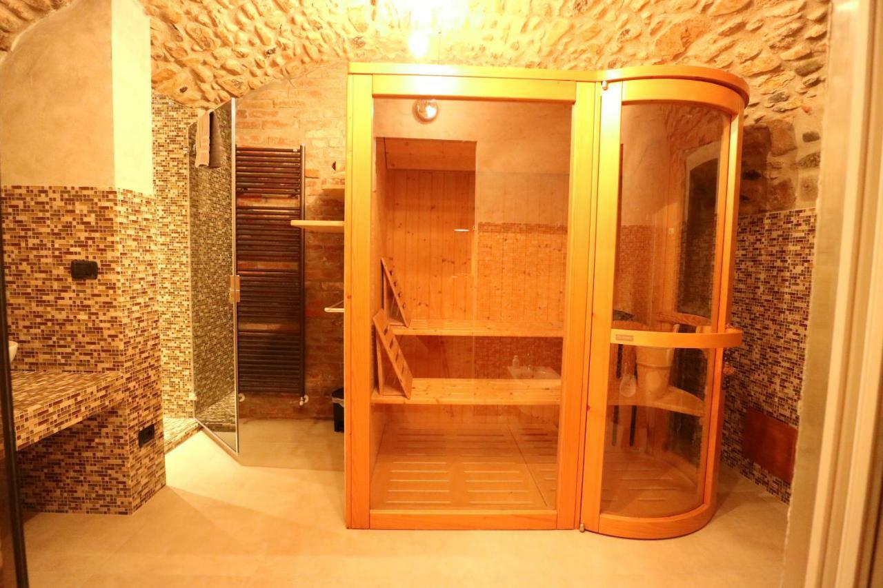 B&B La Corte Suites Salice Terme Exterior foto